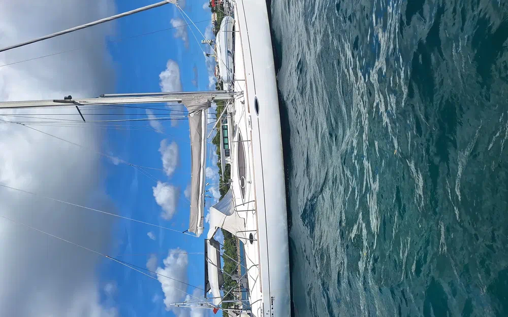 slider 6 Kirie Feeling 44 DI