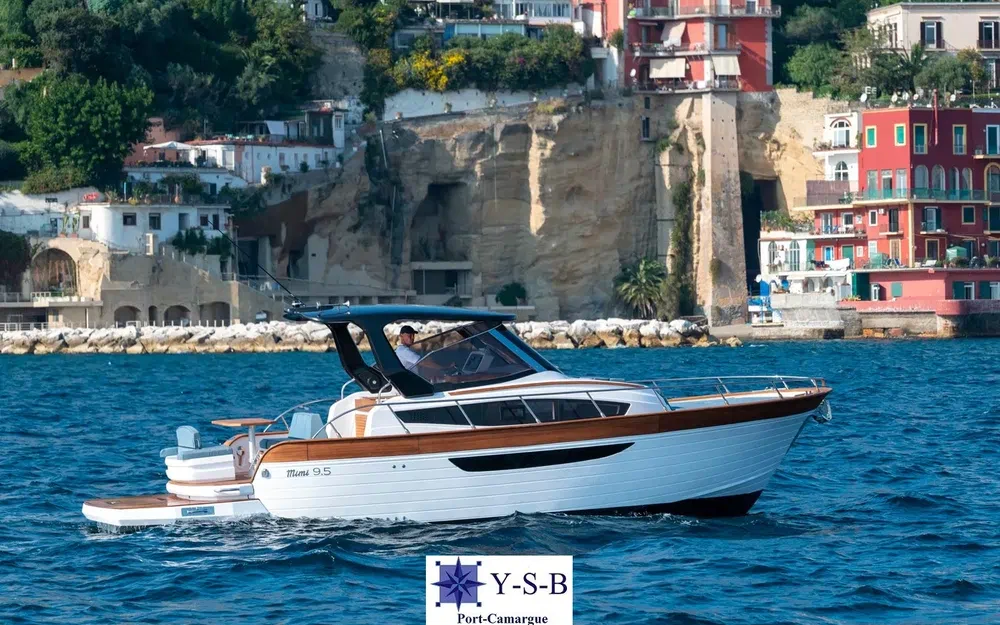 slider 0 Cantieri Mimi Libeccio 9.5 Cabin