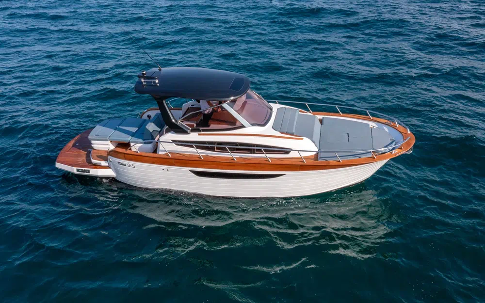 slider 2 Cantieri Mimi Libeccio 9.5 Cabin