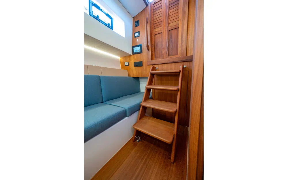 slider 16 Cantieri Mimi Libeccio 9.5 Cabin