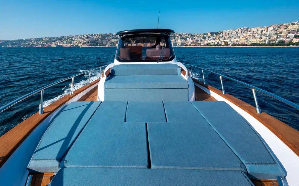 slider 10 Cantieri Mimi Libeccio 9.5 Cabin