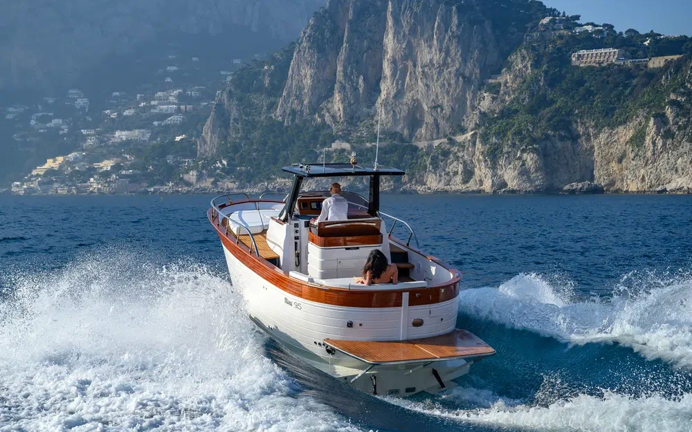 slider 1 Cantieri Mimi Libeccio 9.5 WA