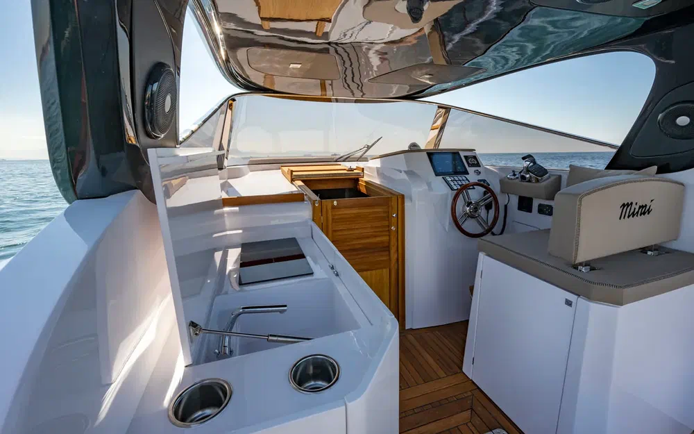 slider 11 Cantieri Mimi Libeccio 11 Cabin