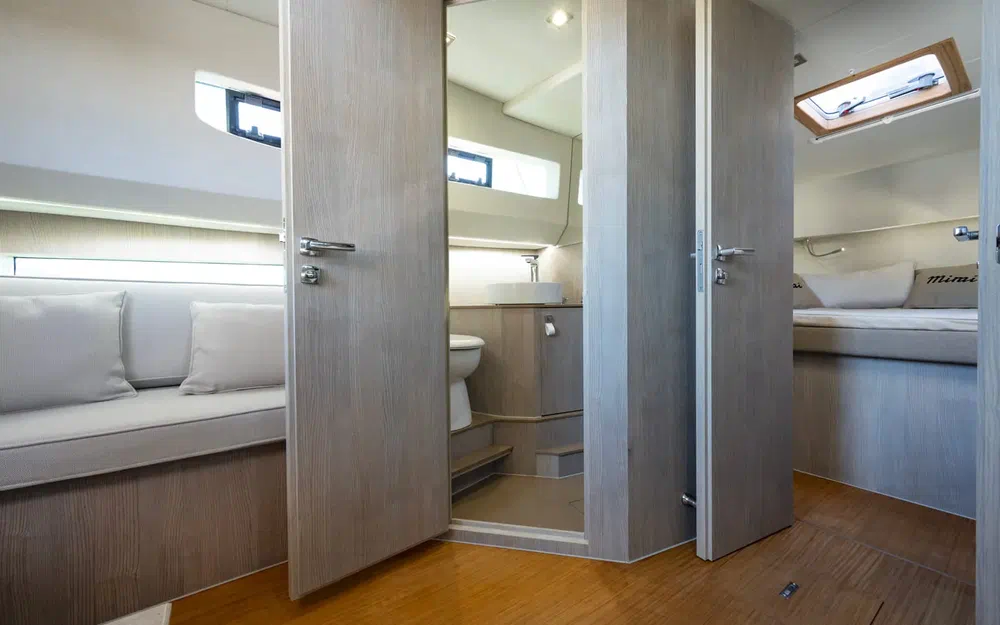 slider 14 Cantieri Mimi Libeccio 11 Cabin