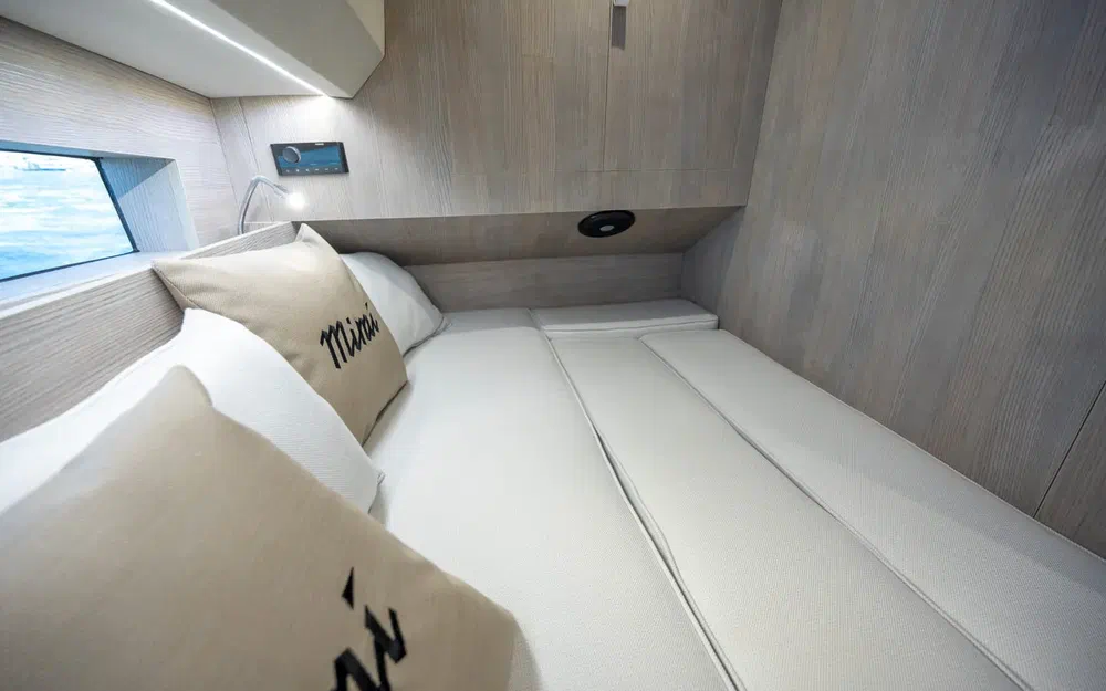 slider 16 Cantieri Mimi Libeccio 11 Cabin