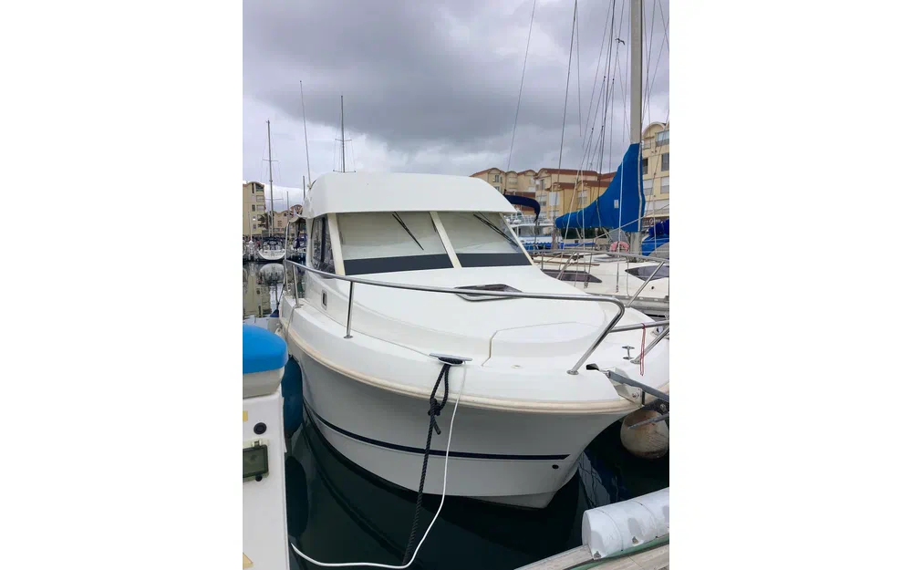 slider 2 Jeanneau Merry Fisher 815