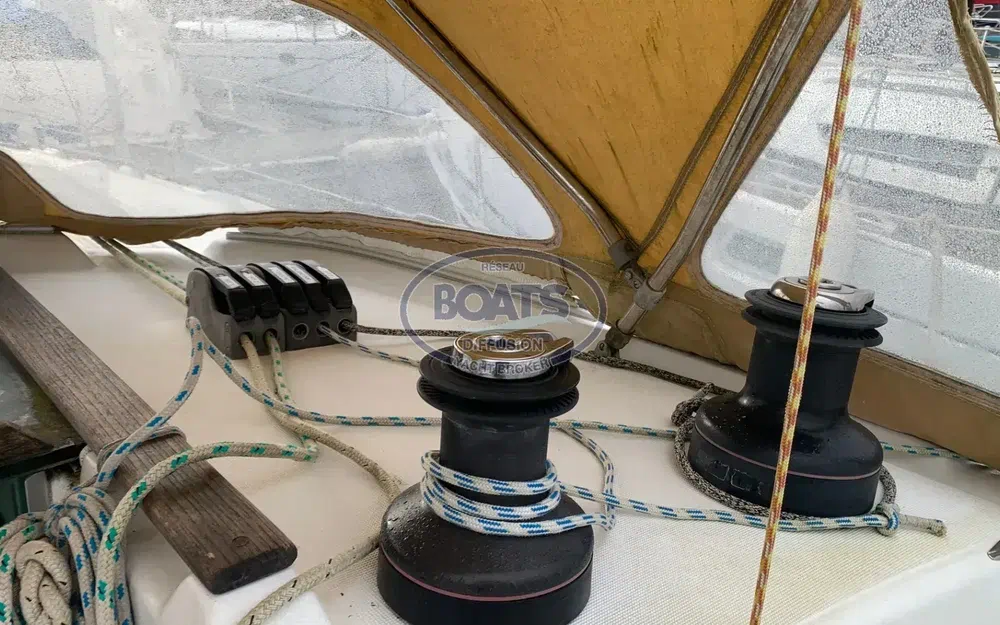 slider 13 Jeanneau Sun Fast 37