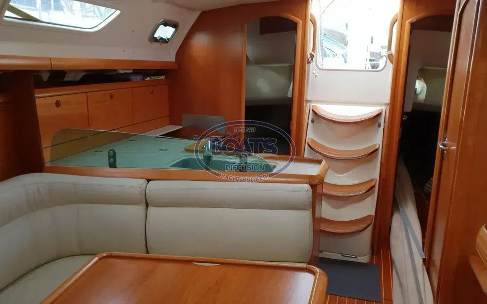 slider 14 Jeanneau Sun Fast 37