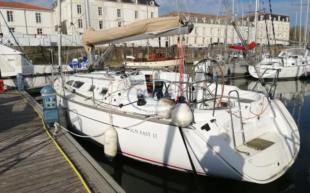 slider 3 Jeanneau Sun Fast 37