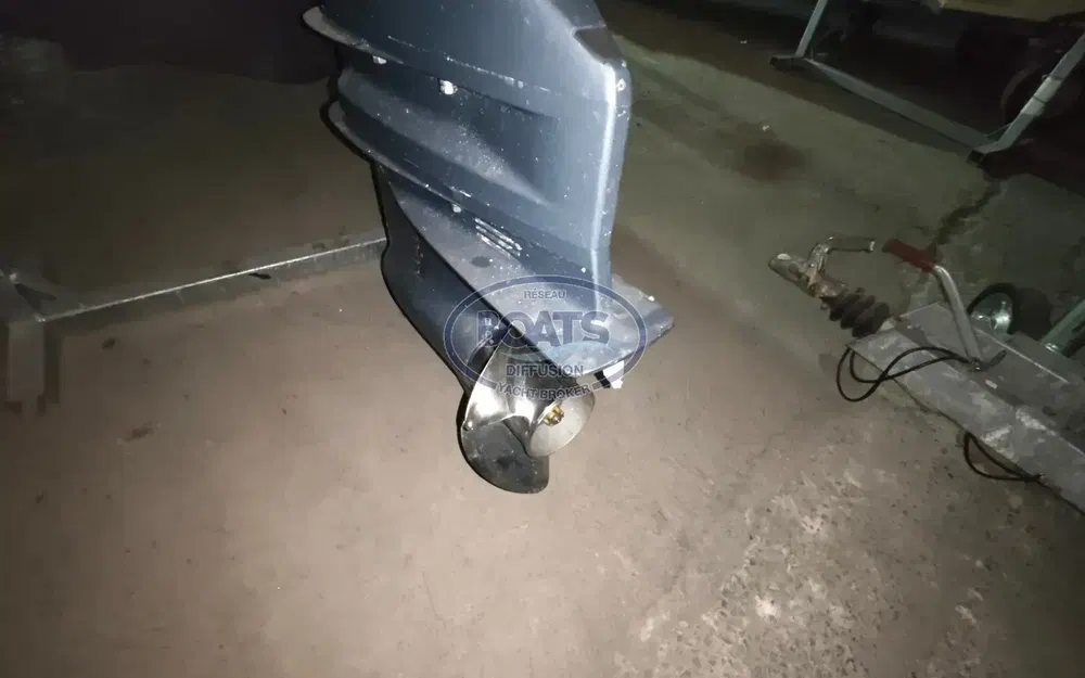 slider 3 Selva 650 Cabin