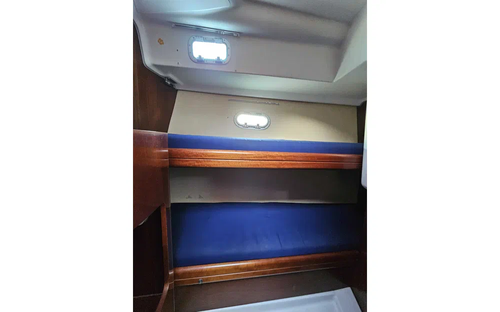 slider 13 Beneteau Antares 980