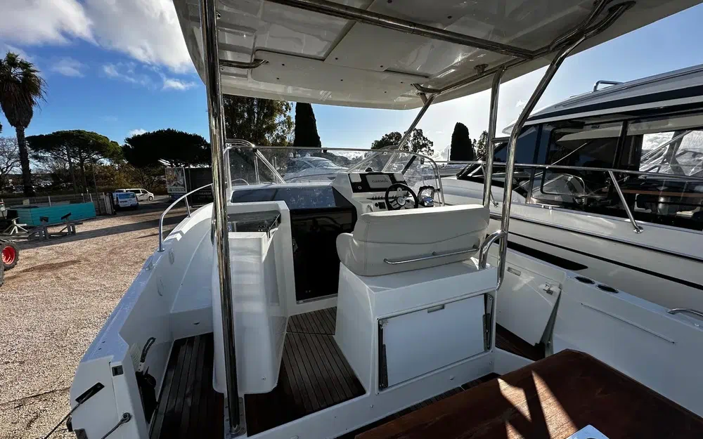slider 7 Beneteau Flyer 9 Sundeck