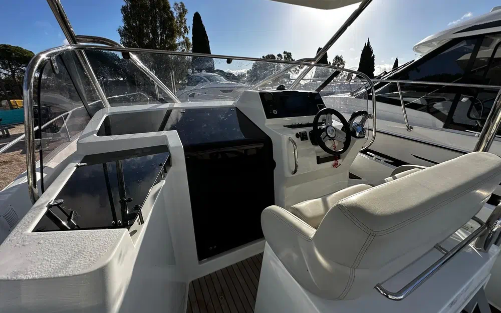 slider 8 Beneteau Flyer 9 Sundeck
