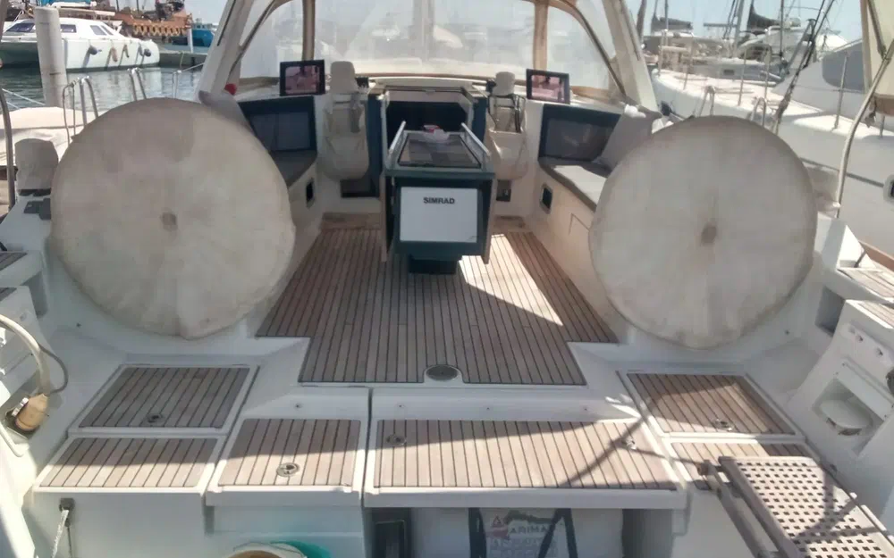 slider 2 Beneteau Oceanis 45