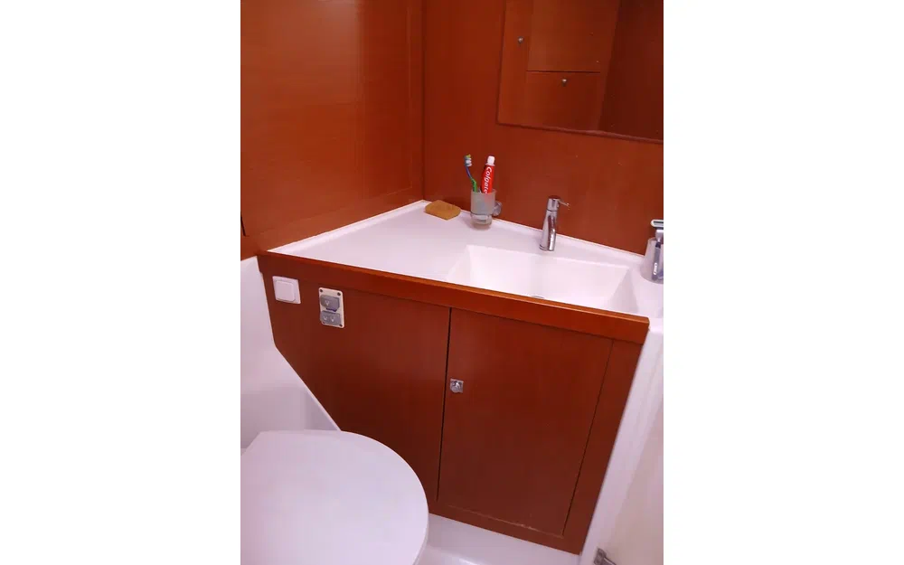 slider 8 Beneteau Oceanis 45