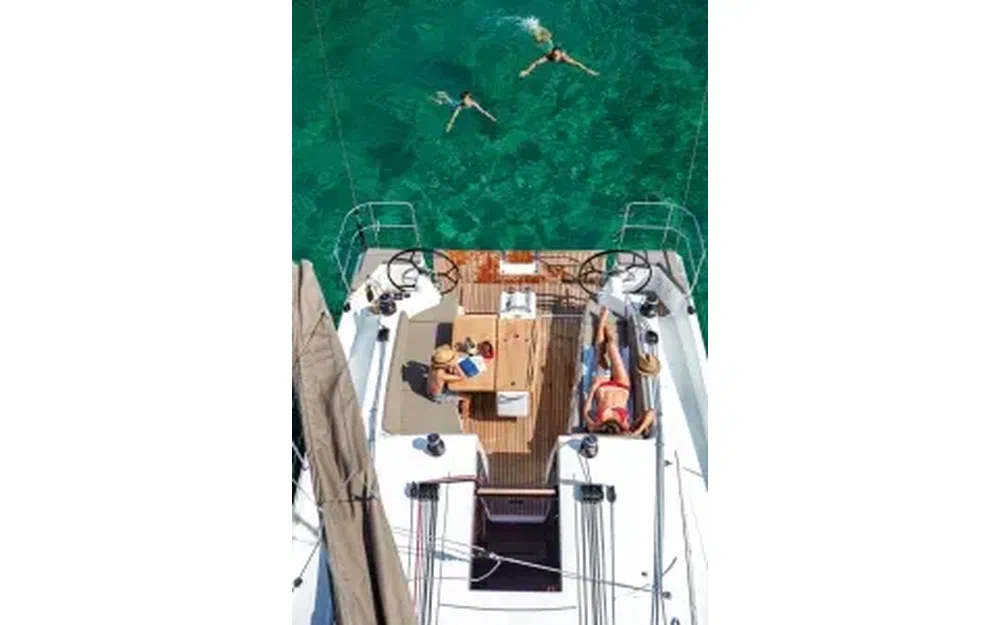 slider 7 Jeanneau Sun Odyssey 410