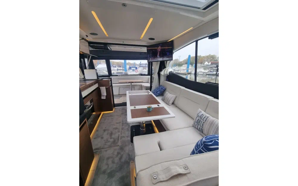 slider 3 Jeanneau NC 37