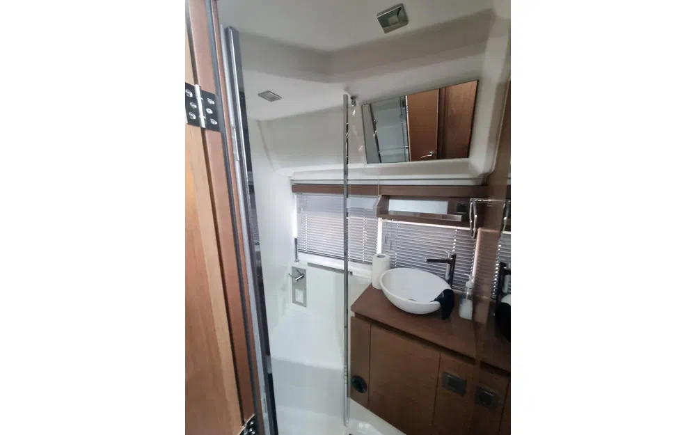 slider 8 Jeanneau NC 37