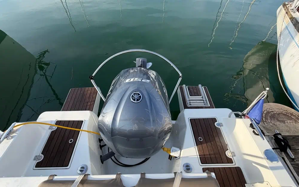 slider 15 Pacific Craft 750 Open