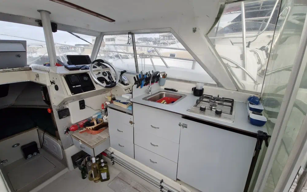 slider 16 Bertram 25