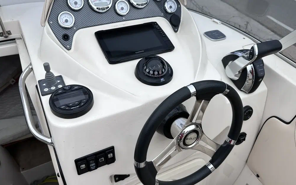 slider 11 Eolo 770 Cruiser