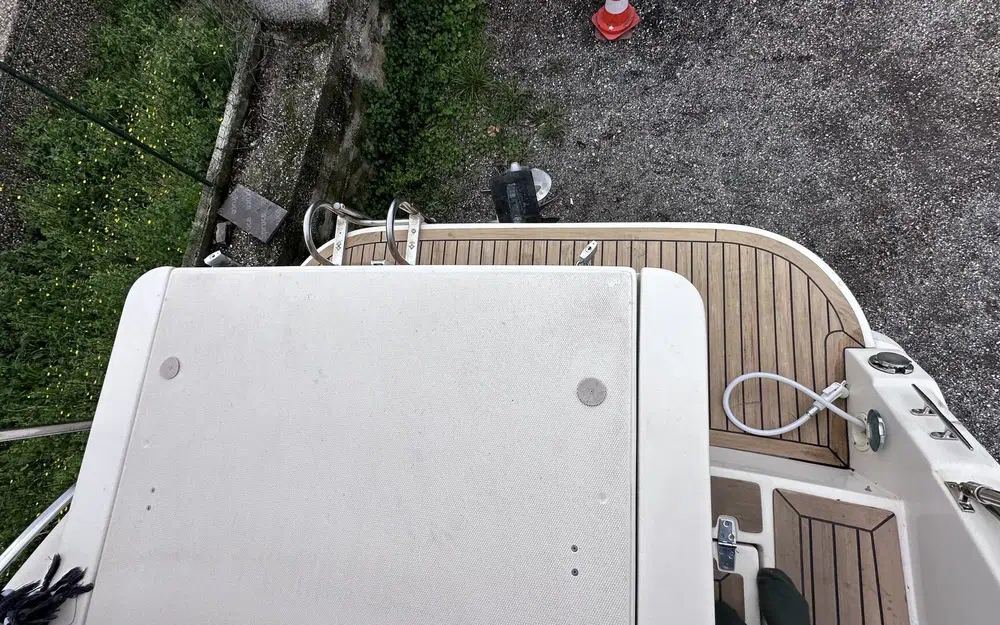 slider 6 Eolo 770 Cruiser