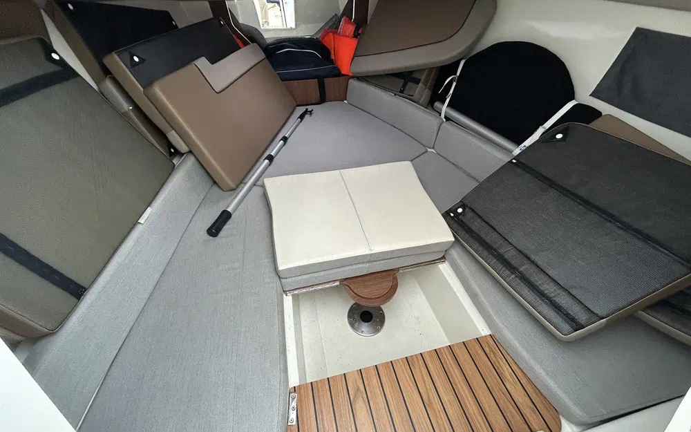 slider 9 Quicksilver Activ 755 Sundeck