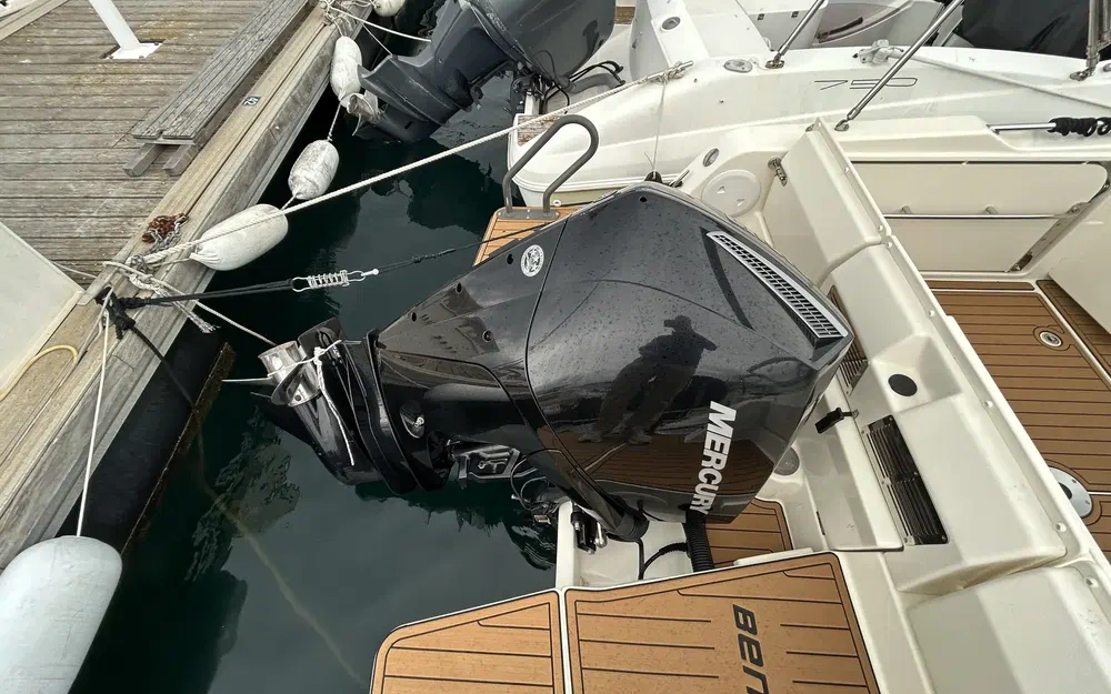 slider 6 Quicksilver Activ 755 Sundeck