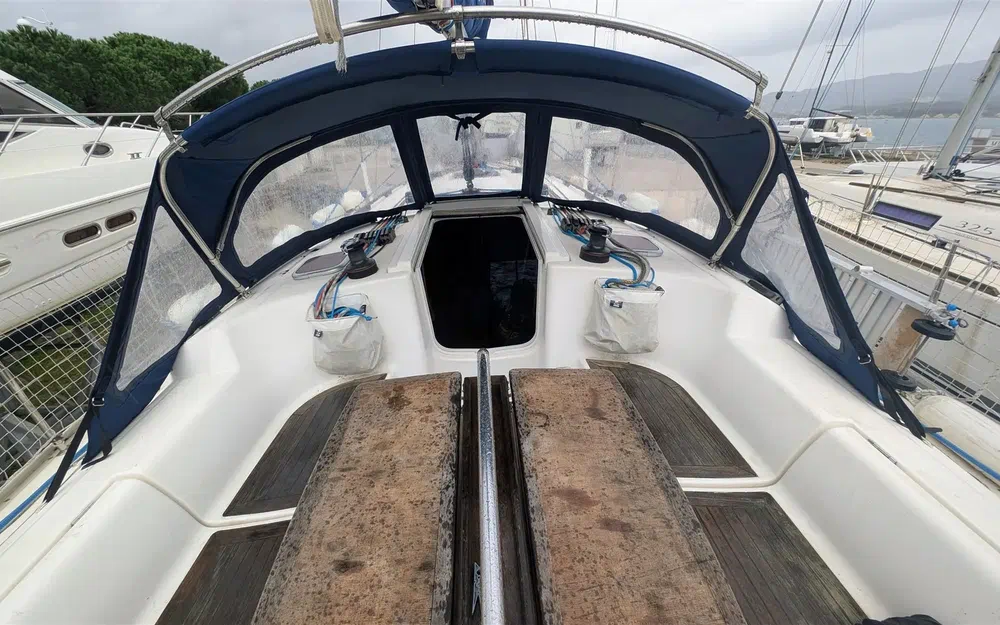 slider 3 Dufour 385 Grand Large