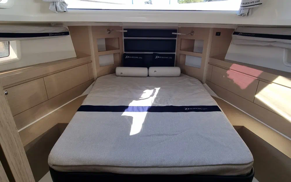 slider 27 Delphia 12 Fly