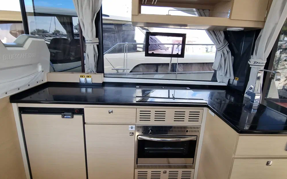 slider 20 Delphia 12 Fly