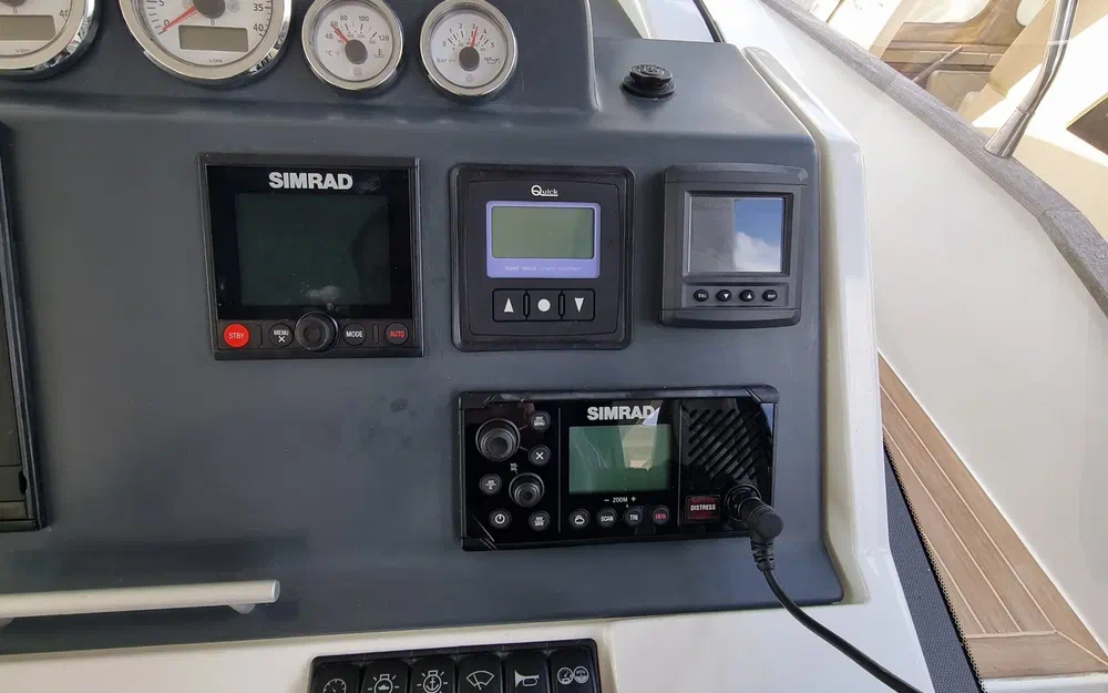 slider 25 Delphia 12 Fly