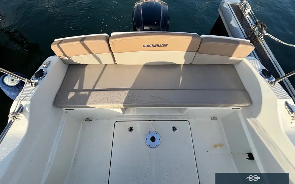 slider 16 Quicksilver Activ 555 Cabin