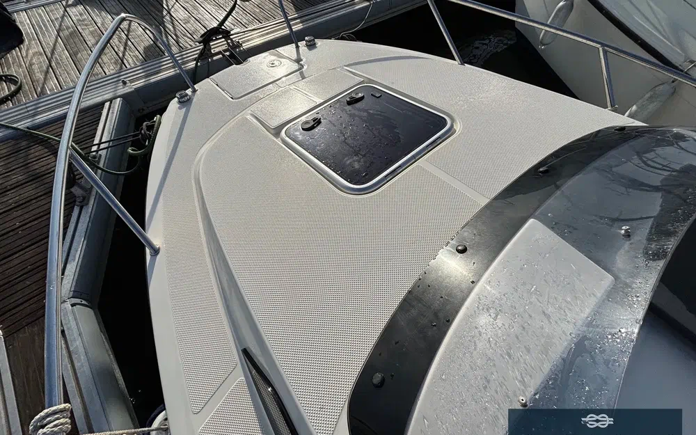 slider 7 Quicksilver Activ 555 Cabin