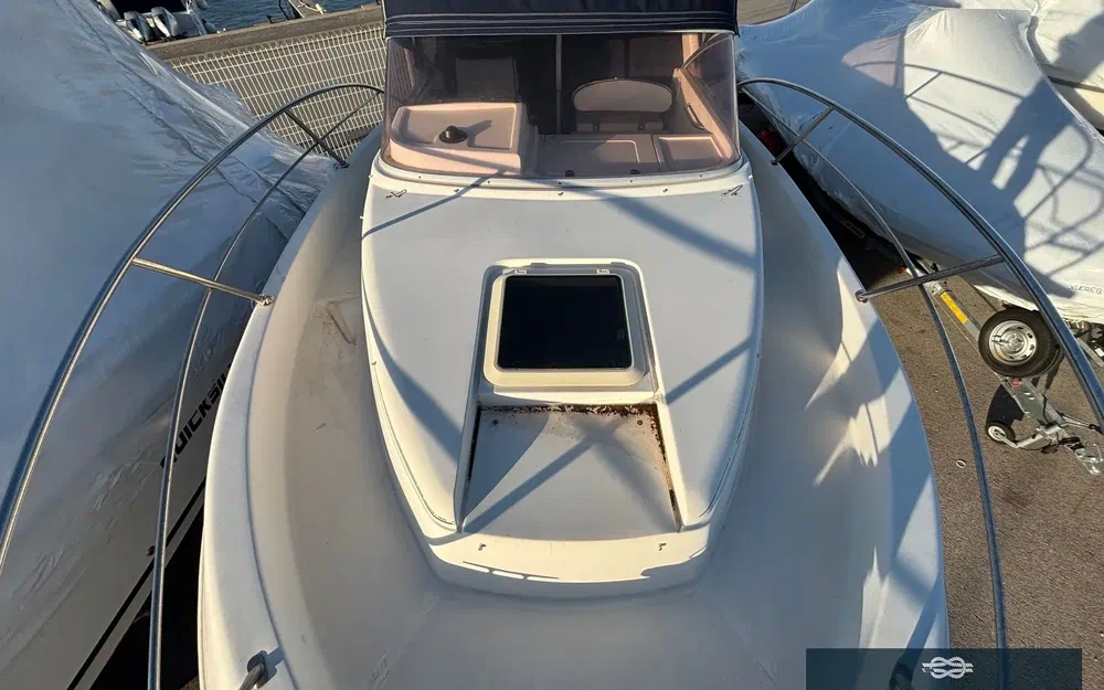 slider 8 Faeton 730 Moraga