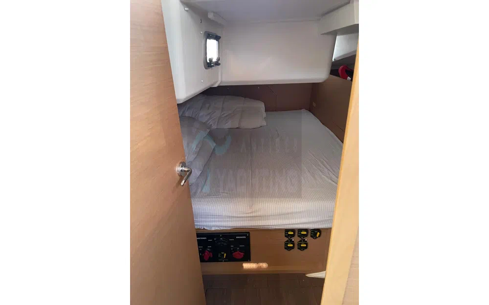 slider 10 Jeanneau Sun Odyssey 440