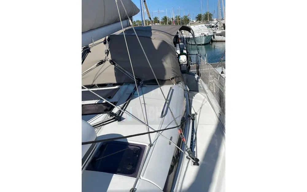 slider 17 Jeanneau Sun Odyssey 440