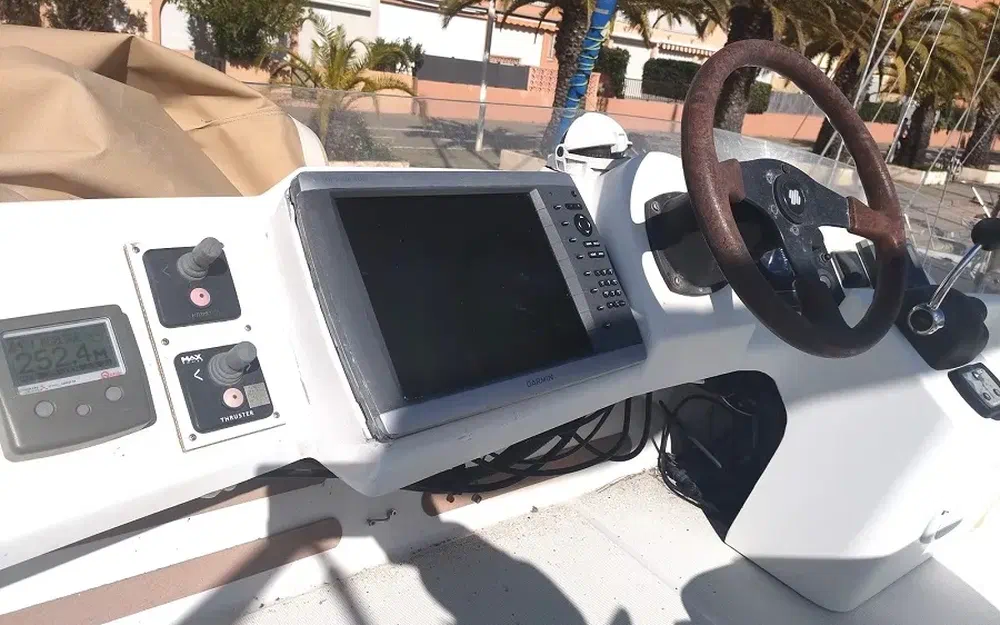 slider 14 Jeanneau Merry Fisher 925