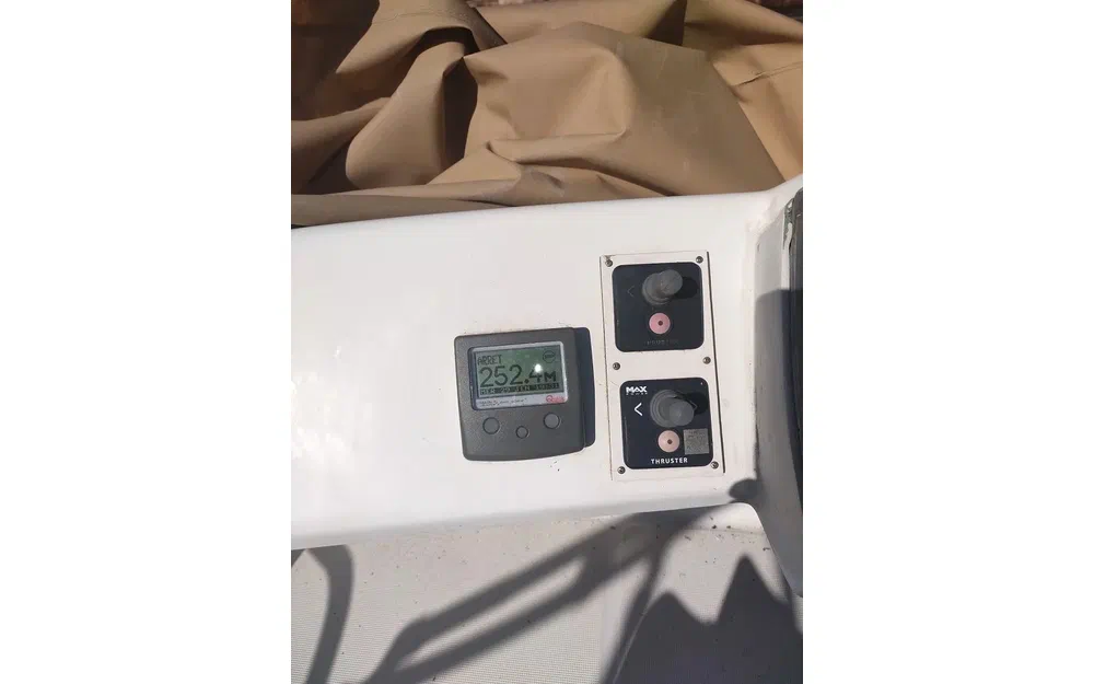 slider 15 Jeanneau Merry Fisher 925