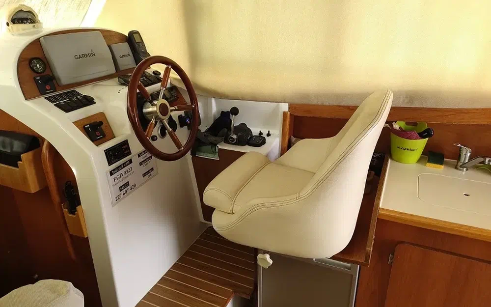 slider 26 Jeanneau Merry Fisher 925