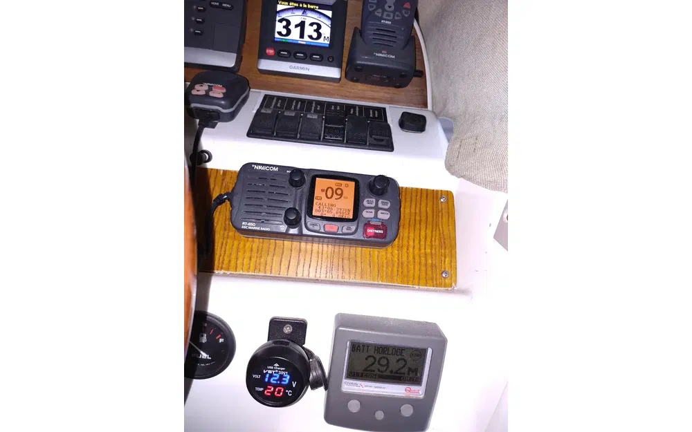 slider 27 Jeanneau Merry Fisher 925