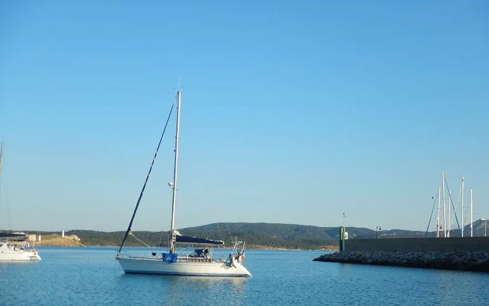 slider 1 Jeanneau Sun Shine 38