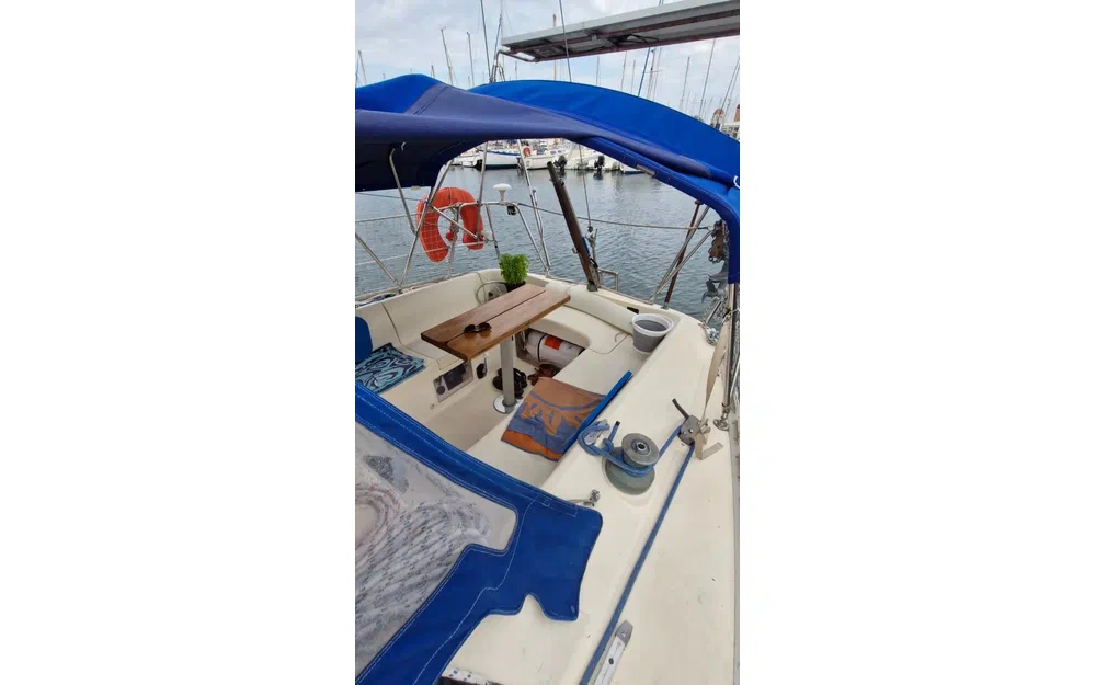 slider 9 Jeanneau Attalia 32