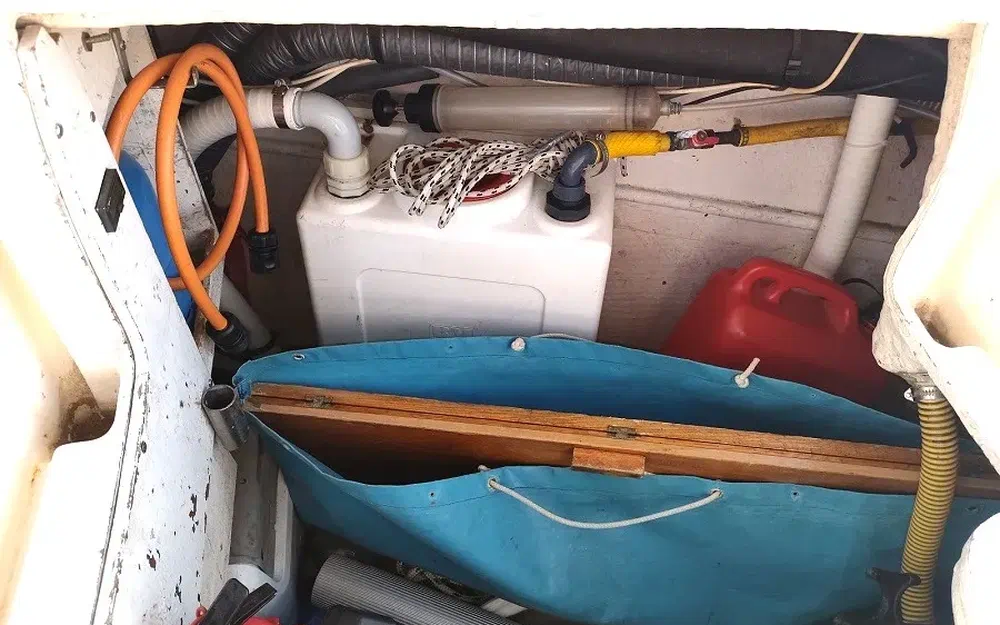 slider 15 Jeanneau Attalia 32