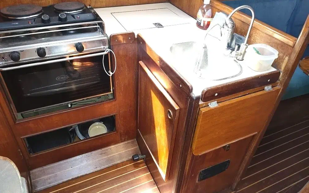 slider 31 Jeanneau Attalia 32