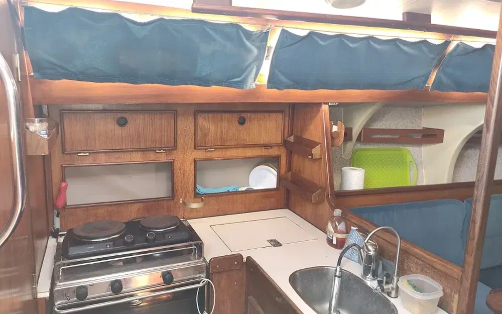 slider 33 Jeanneau Attalia 32