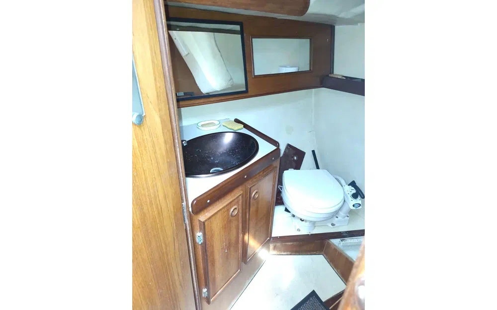 slider 38 Jeanneau Attalia 32