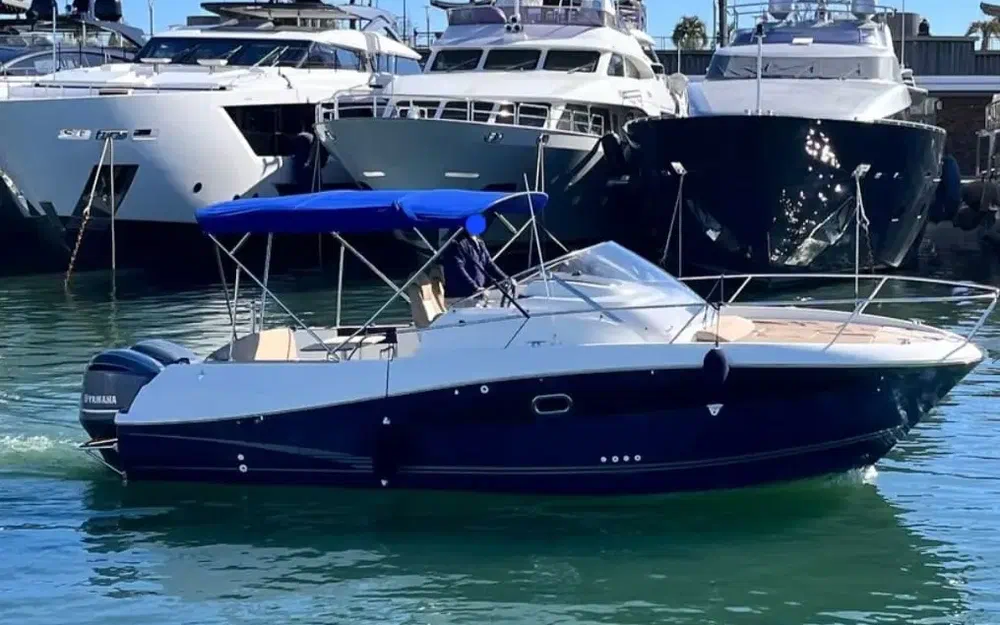 slider 0 Jeanneau Cap Camarat 8.5 WA