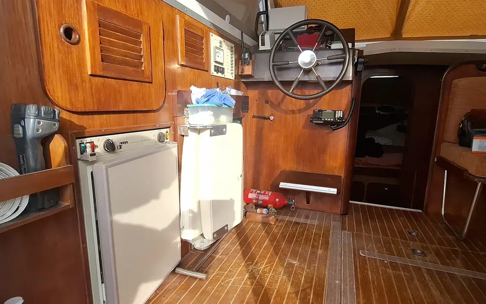 slider 11 Beneteau Antares 860