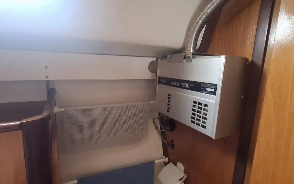 slider 15 Beneteau Antares 860